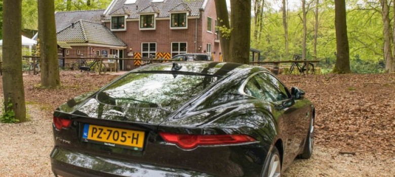 Van Mossel Landrover rally voor Stichting Vrienden van Autismehuis